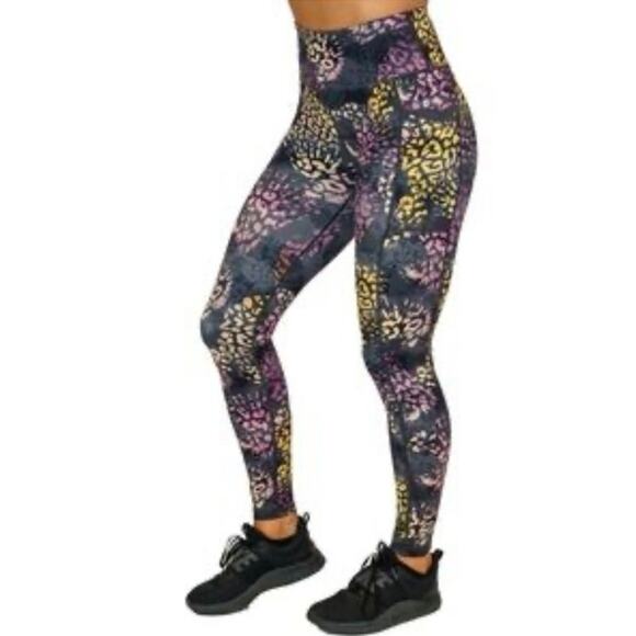 Constantly Varied Gear CVG Size M Untamed Full Length Leggings Leopard Print - Picture 1 of 4